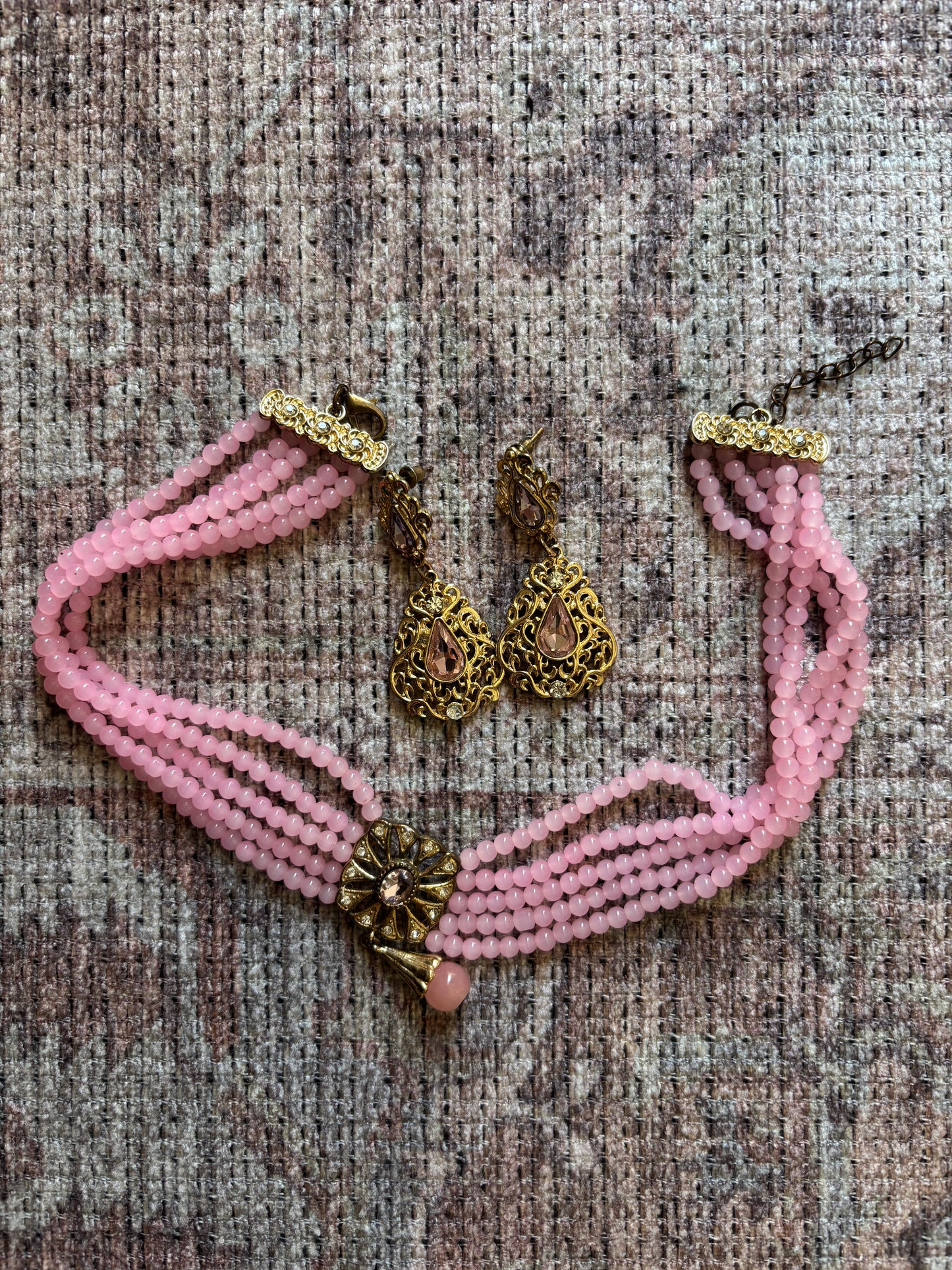 Boucle d'oreille Rose pastel