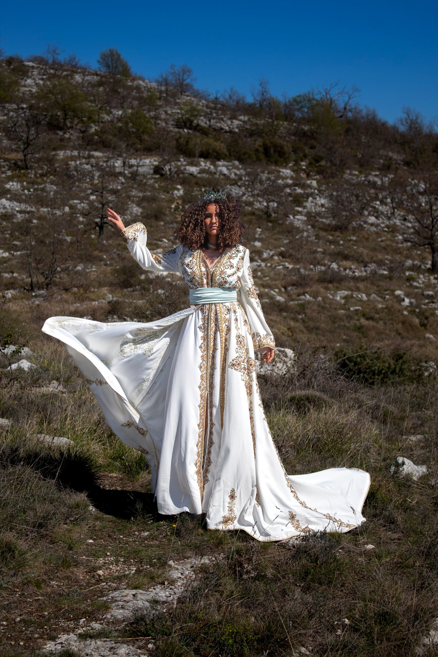 TAKCHITA BRIDAL AZRA