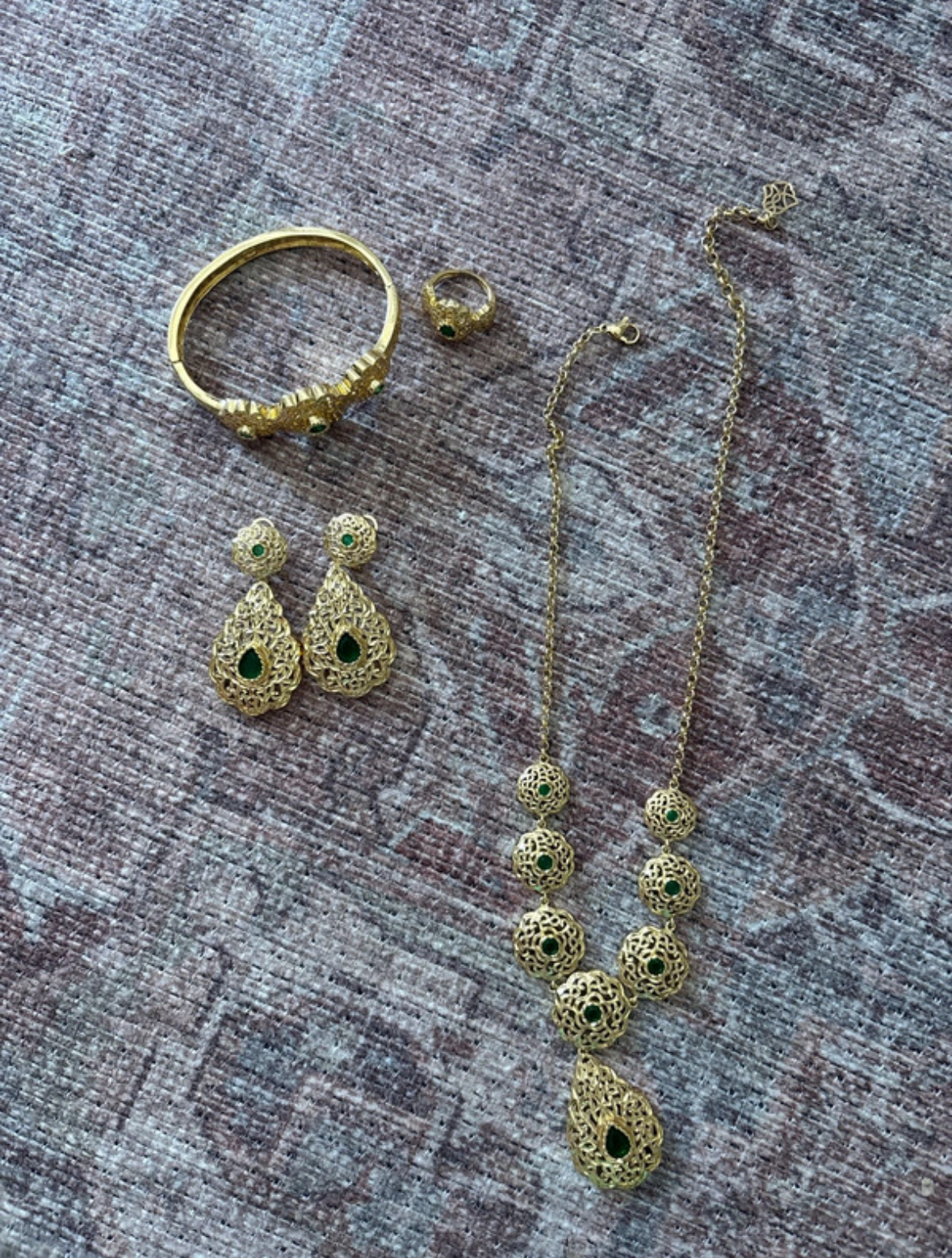 Parure verte foncé
