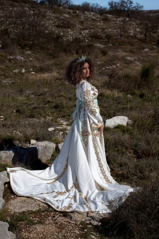 TAKCHITA BRIDAL AZRA