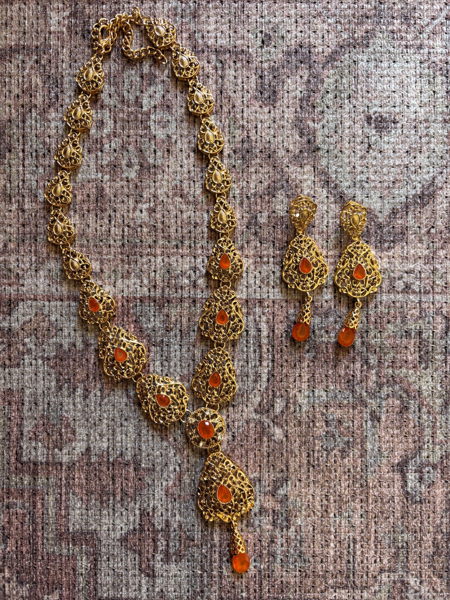 Collier orange